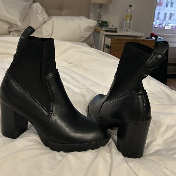 Size 39, unworn, soft leather mixed with wool inserts - Picture 4 of 4